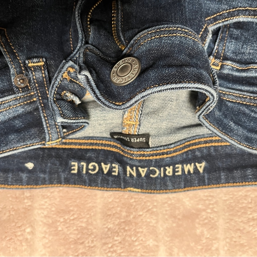 American Eagle Bootcut jeans size 4 short